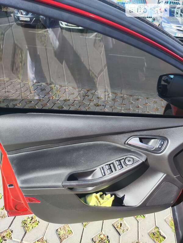 Хэтчбек Ford Focus 2018 в Киеве