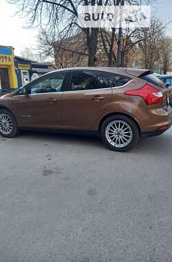 Хэтчбек Ford Focus 2014 в Сумах