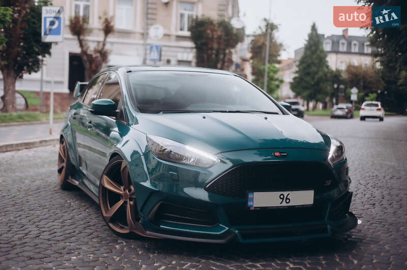 Ford Focus 2012