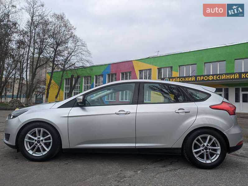 Хэтчбек Ford Focus 2016 в Киеве фото 3 Хэтчбек Ford Focus 2016 в Киеве