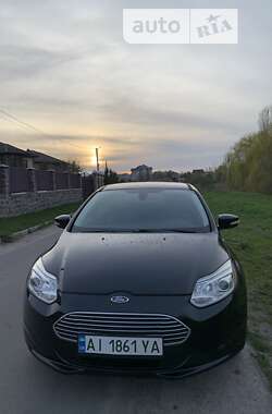 Хэтчбек Ford Focus 2012 в Киеве