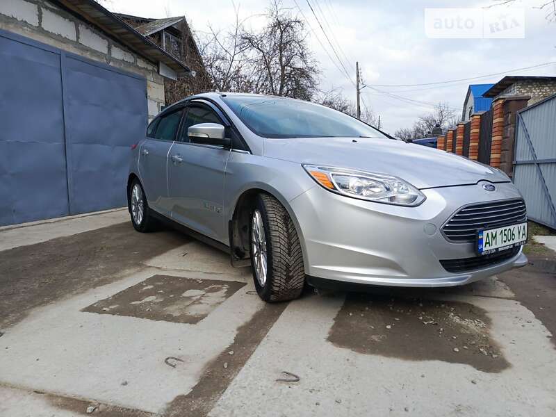 Хэтчбек Ford Focus 2014 в Житомире