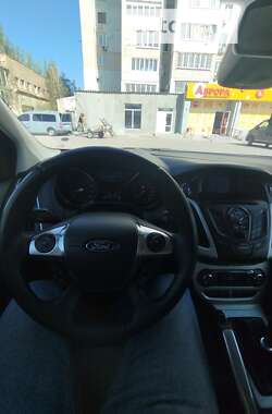 Хэтчбек Ford Focus 2012 в Николаеве