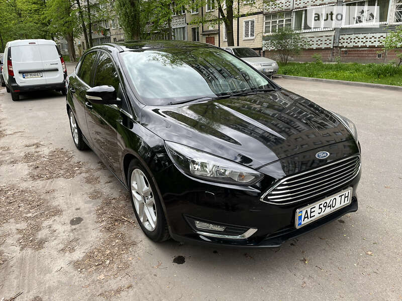 Седан Ford Focus 2016 в Дніпрі