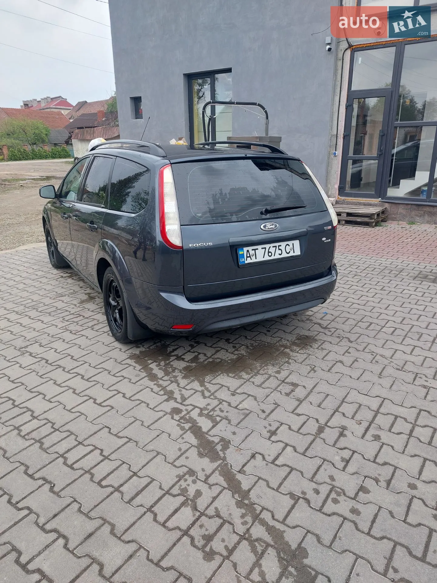 2010 Ford Focus - мініатюра 6