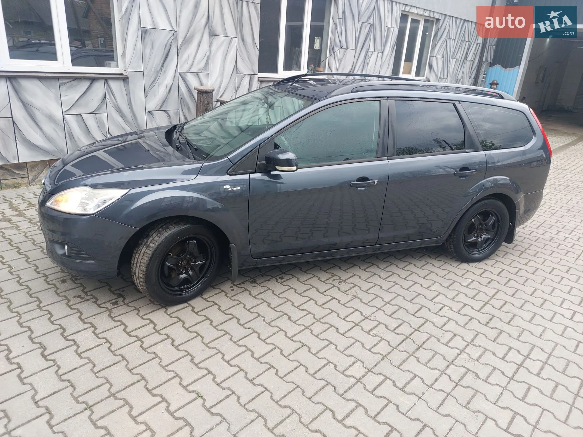 2010 Ford Focus - мініатюра 15