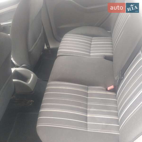 Универсал Ford Focus 2009 в Павлограде фото 4 Универсал Ford Focus 2009 в Павлограде