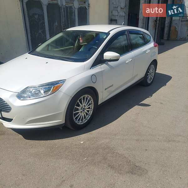 Хэтчбек Ford Focus 2012 в Запорожье