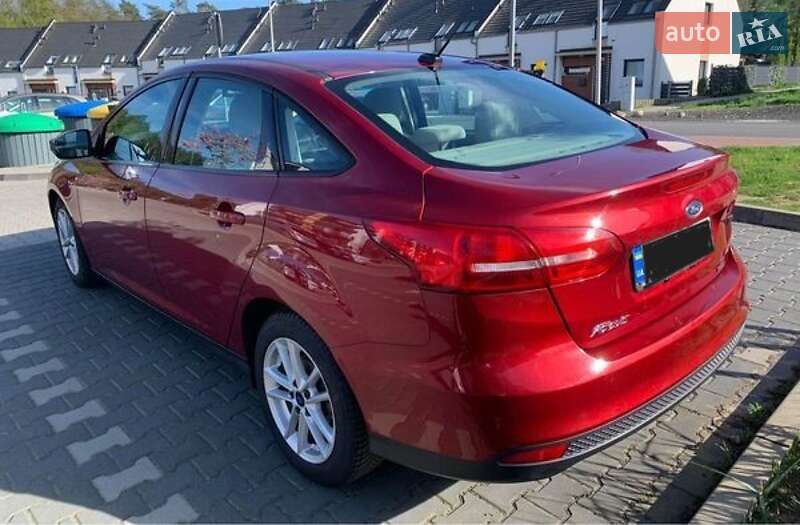 Седан Ford Focus 2015 в Лопатине фото 3 Седан Ford Focus 2015 в Лопатине
