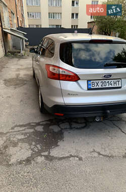 Универсал Ford Focus 2012 в 