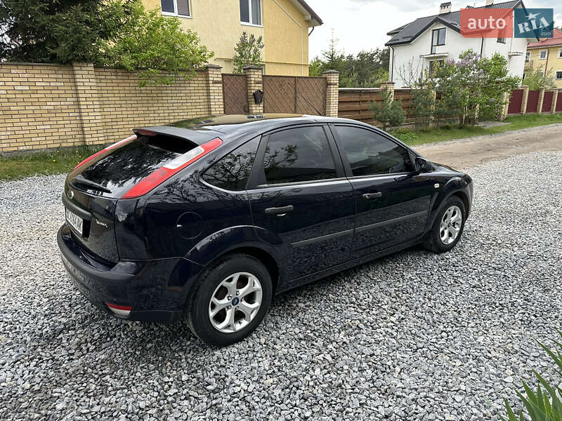 Хэтчбек Ford Focus 2007 в Львове