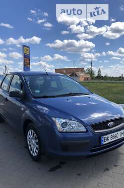 Универсал Ford Focus 2005 в Сарнах