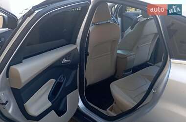 Хэтчбек Ford Focus 2015 в Звягеле