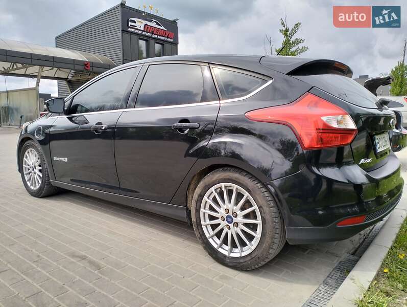 Хэтчбек Ford Focus 2014 в Тернополе