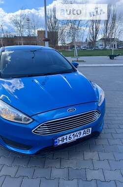 Хэтчбек Ford Focus 2015 в Измаиле