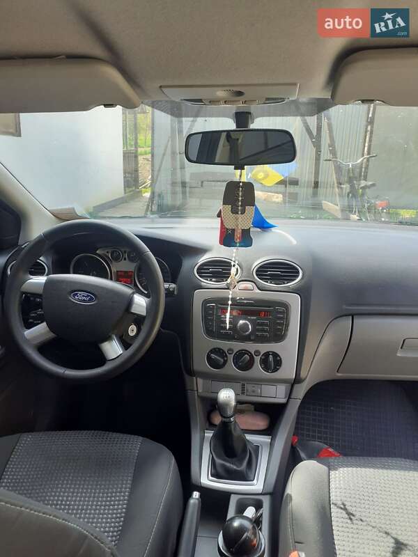 Универсал Ford Focus 2010 в Иршаве