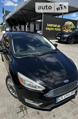 Хэтчбек Ford Focus 2015 в Днепре