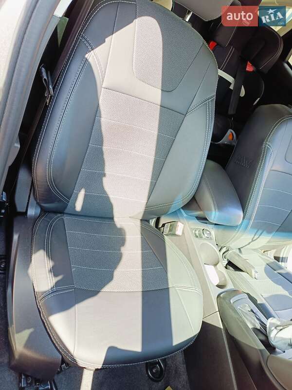 Седан Ford Focus 2011 в Николаеве