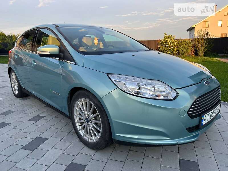Хэтчбек Ford Focus 2011 в Ивано-Франковске