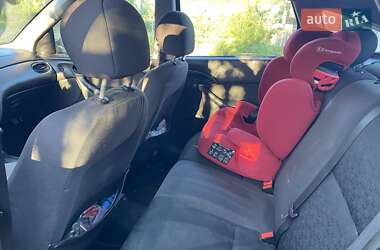 Хетчбек Ford Focus 2004 в Чернігові