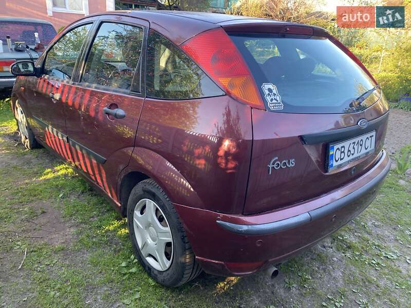 Хетчбек Ford Focus 2004 в Чернігові