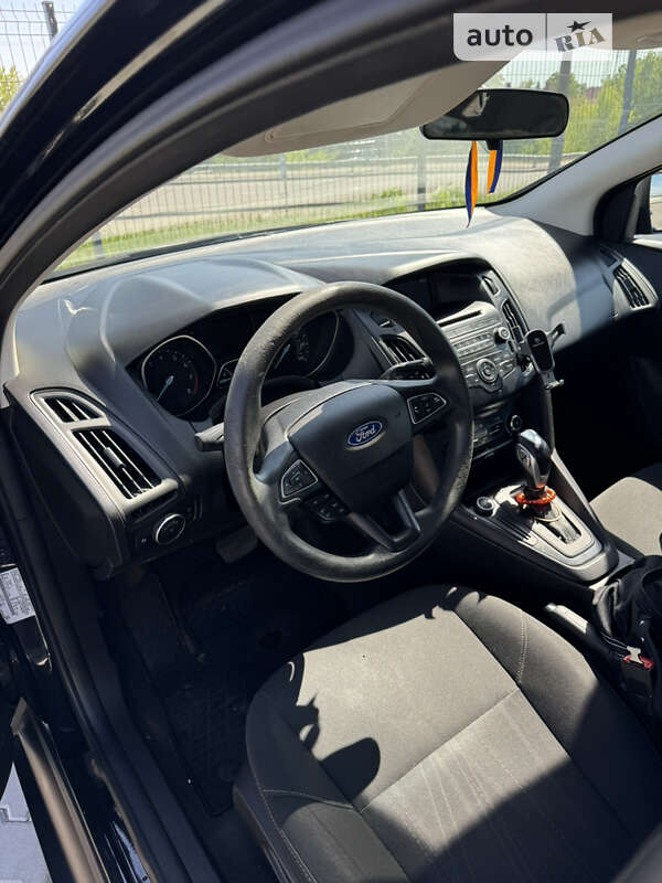 Седан Ford Focus 2015 в Києві
