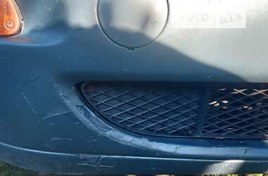 Хэтчбек Ford Focus 1998 в 