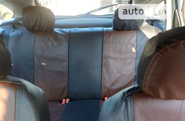 Хэтчбек Ford Focus 1998 в 