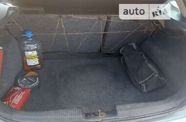 Хэтчбек Ford Focus 1998 в 