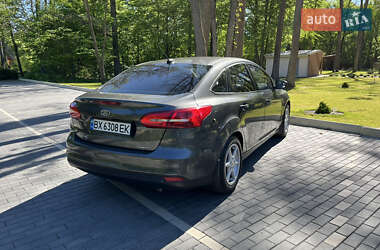Седан Ford Focus 2016 в Шепетовке