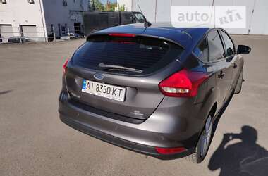 Хэтчбек Ford Focus 2015 в Киеве