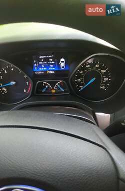 Седан Ford Focus 2015 в Запорожье