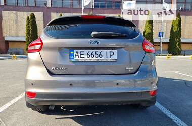 Хэтчбек Ford Focus 2015 в Днепре