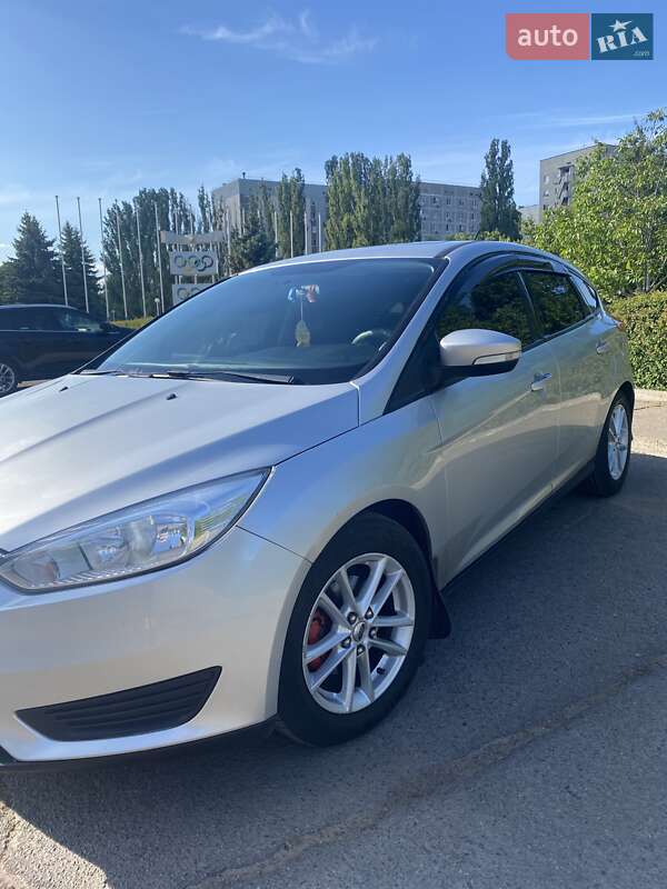 Хэтчбек Ford Focus 2014 в Южноукраинске