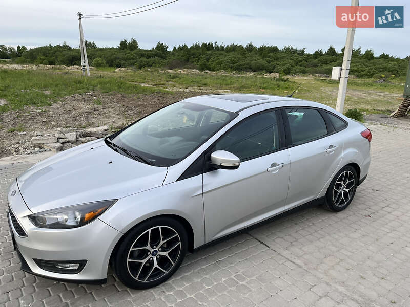 Седан Ford Focus 2017 в Львове