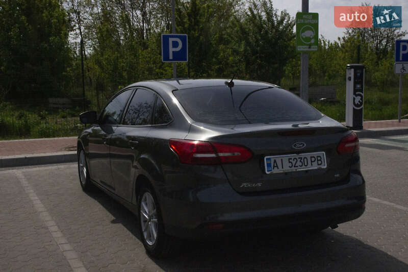 Седан Ford Focus 2017 в Новом фото 4 Седан Ford Focus 2017 в Новом