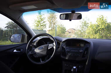 Седан Ford Focus 2017 в 