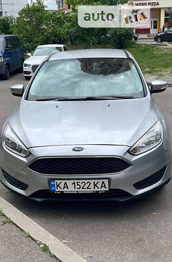 Седан Ford Focus 2015 в Києві