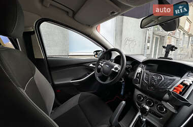 Универсал Ford Focus 2014 в 