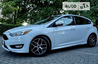 Хэтчбек Ford Focus 2015 в Черновцах