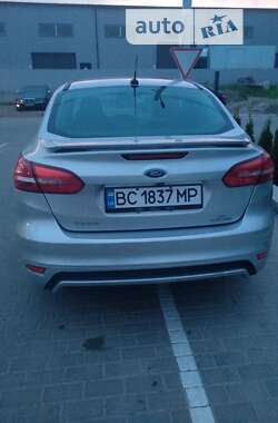 Седан Ford Focus 2015 в Львове