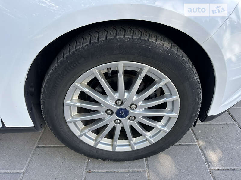 Хэтчбек Ford Focus 2015 в Виннице