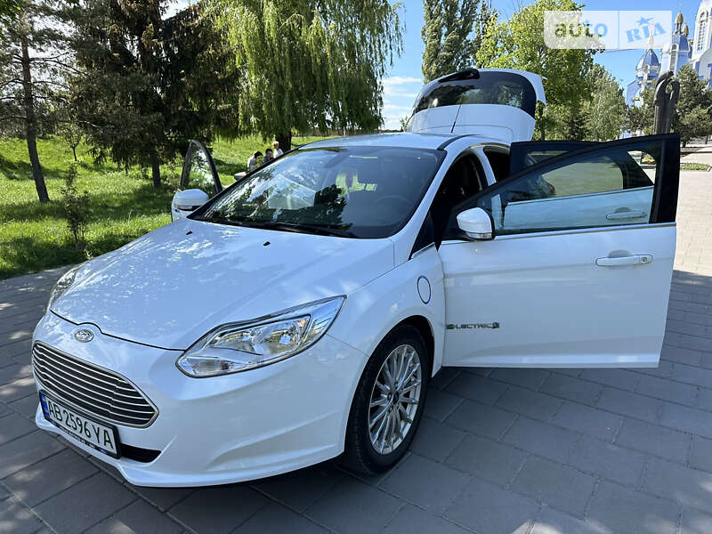 Хэтчбек Ford Focus 2015 в Виннице