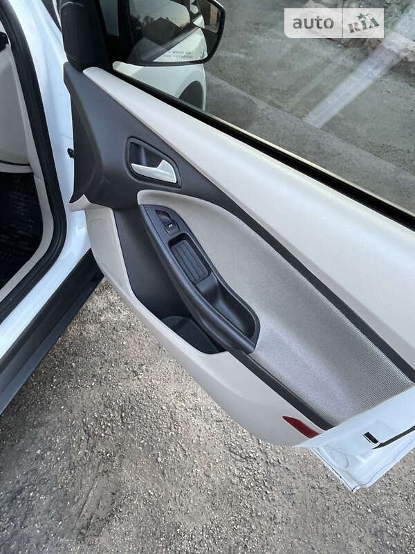 Седан Ford Focus 2013 в Києві