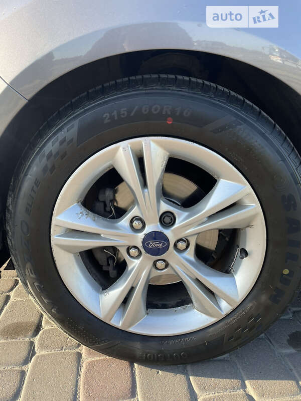 Седан Ford Focus 2012 в Львові