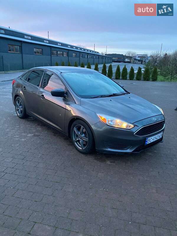 Седан Ford Focus 2015 в Буске