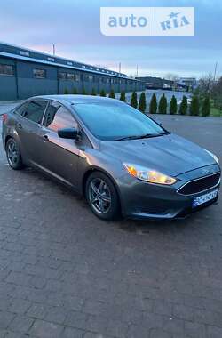 Седан Ford Focus 2015 в Буске