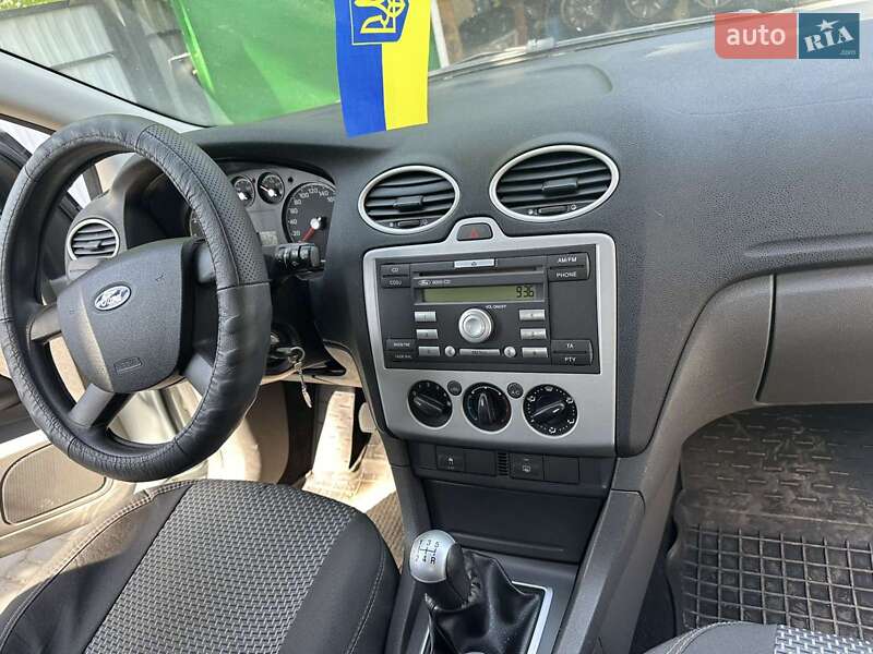 Универсал Ford Focus 2004 в Каменец-Подольском фото 6 Универсал Ford Focus 2004 в Каменец-Подольском