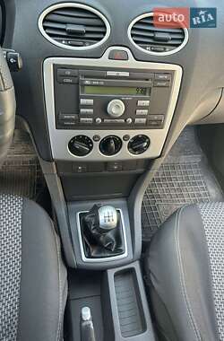 Универсал Ford Focus 2004 в 