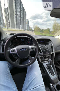 Хэтчбек Ford Focus 2011 в Киеве